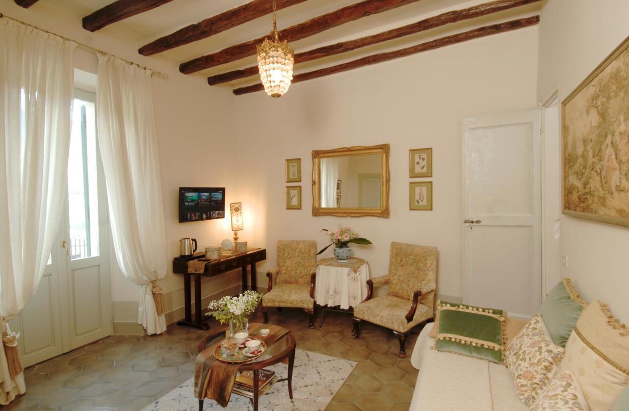 Palazzo Sant'Angelo Bed & Breakfast Spoleto Exterior photo
